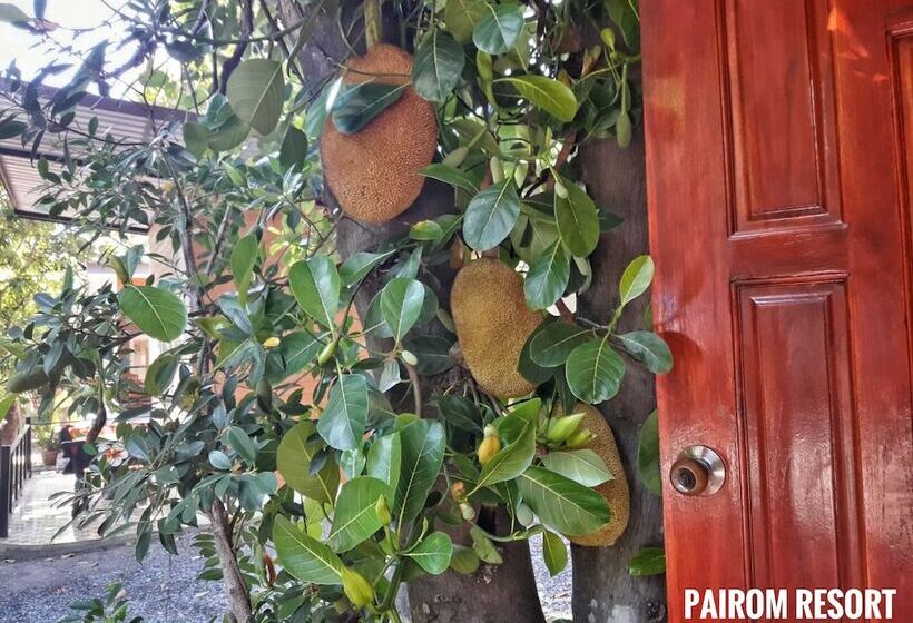 Отель Pairom Resort