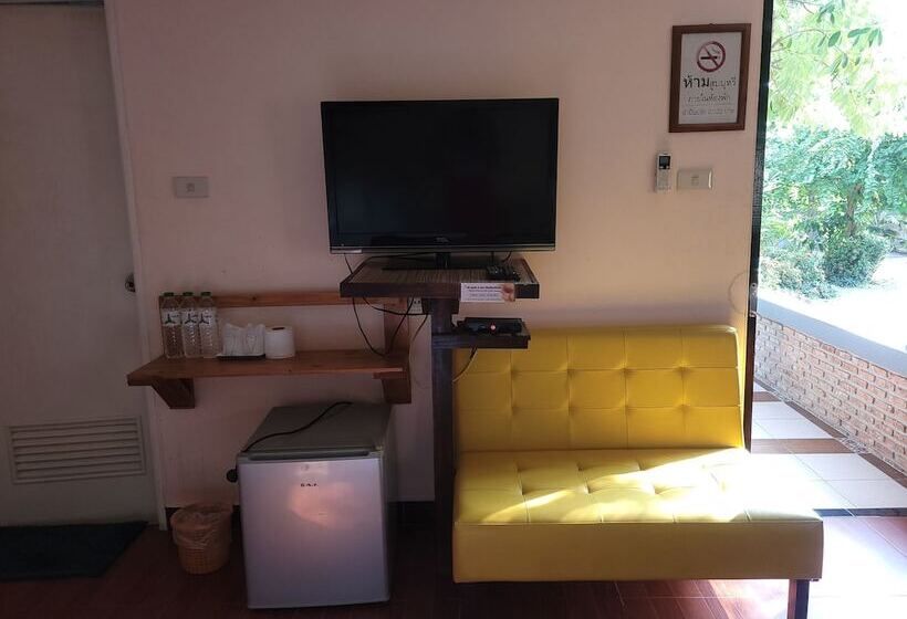 Отель Pairom Resort