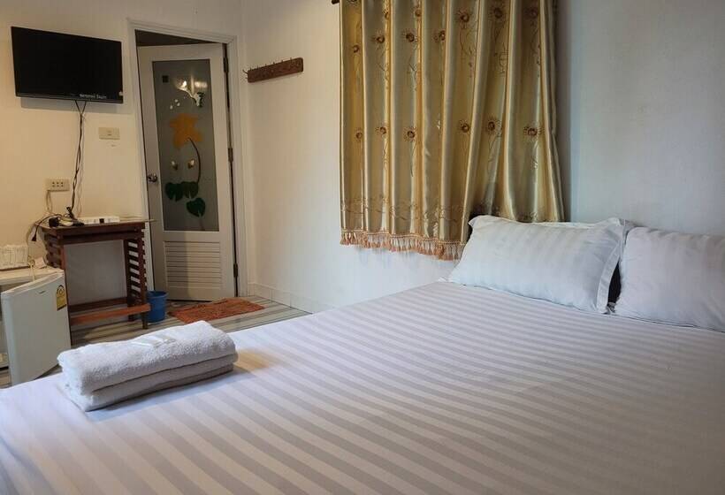 Отель Pairom Resort