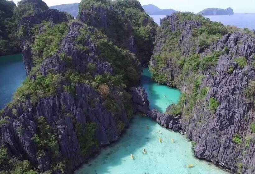 Hotel Pangulatan Beach Resort