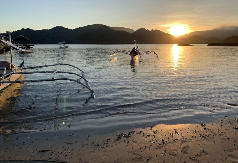 Hotel Pangulatan Beach Resort