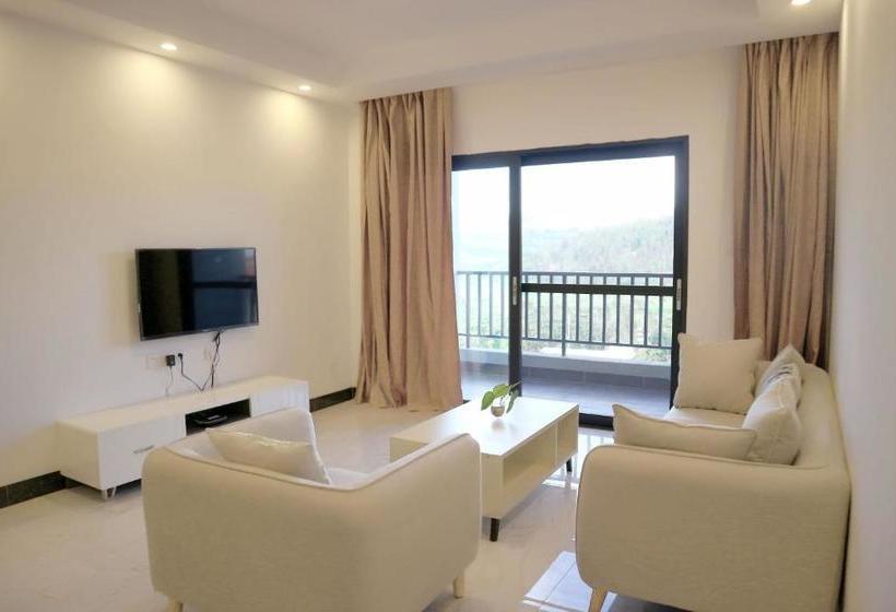 Hotel Phoenix  By Link