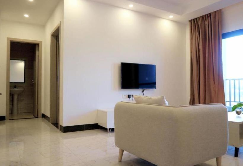 Hotel Phoenix  By Link