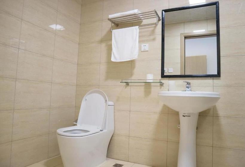 Hotel Phoenix  By Link