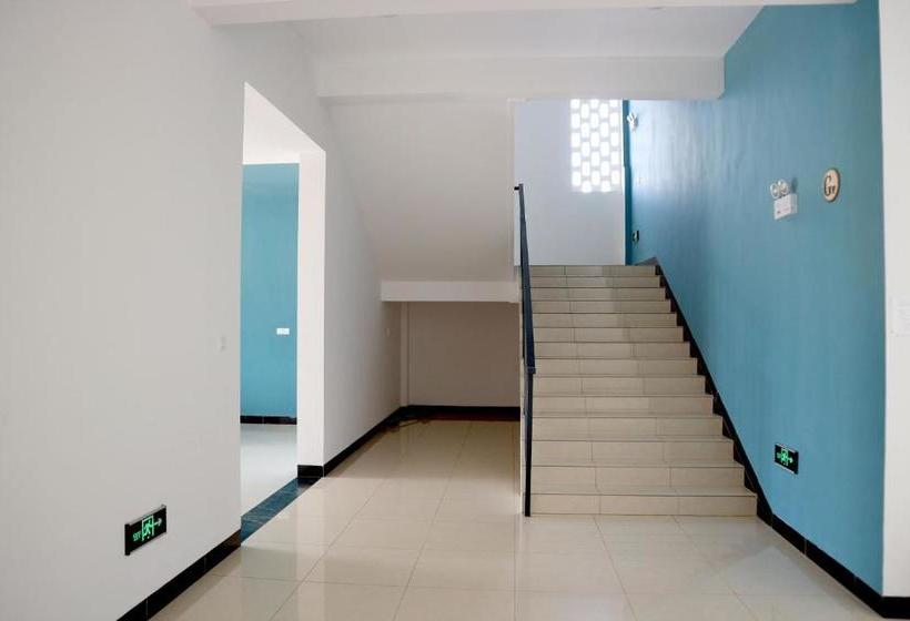 Hotel Phoenix  By Link