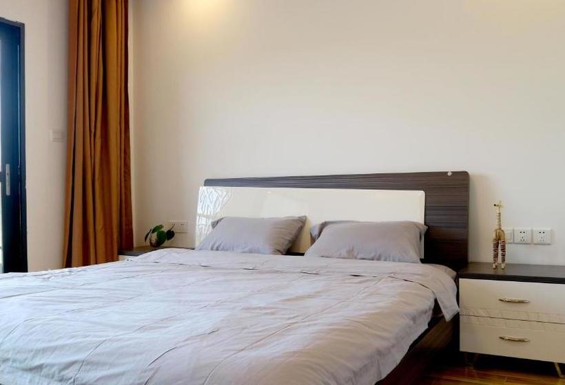 Hotel Phoenix  By Link