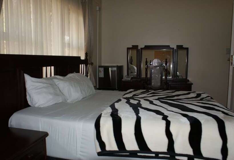 هتل Premier Guest Lodge