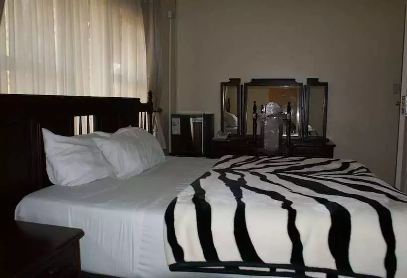 هتل Premier Guest Lodge