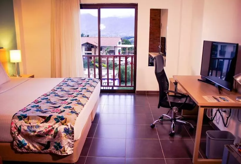 Maaseutuhotelli La Huerta