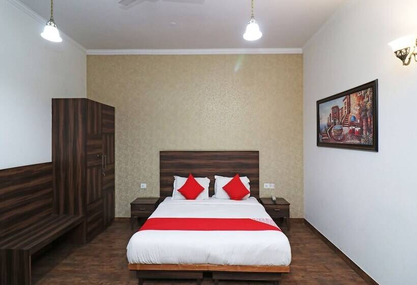 酒店 Silver Star By Oyo Rooms