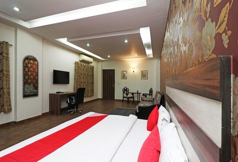 酒店 Silver Star By Oyo Rooms