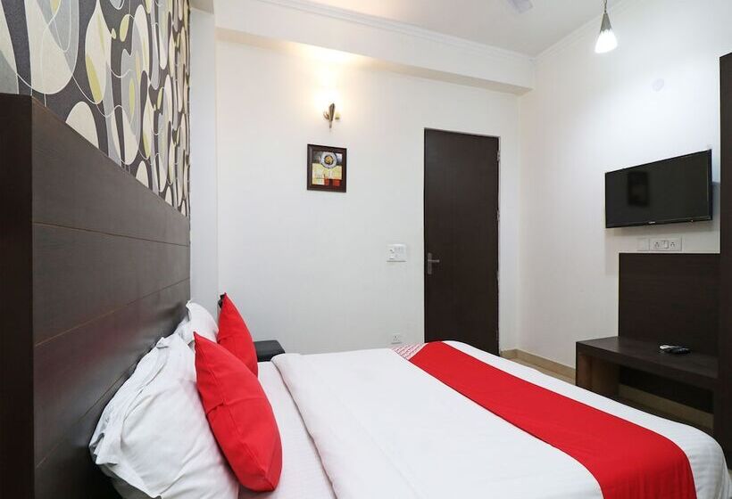 酒店 Silver Star By Oyo Rooms