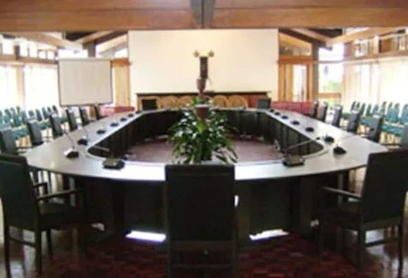 Hotel Solomon Kitano Mendana