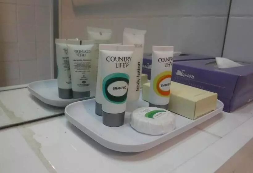 هتل Solomon Kitano Mendana