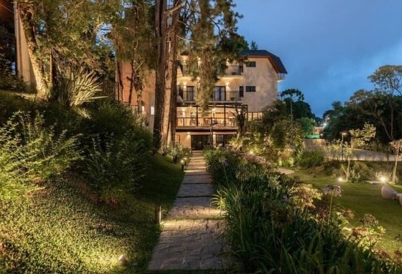 ホテル Villa Amista Campos Do Jordao