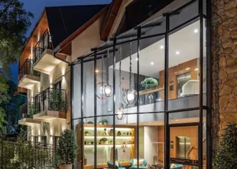 ホテル Villa Amista Campos Do Jordao