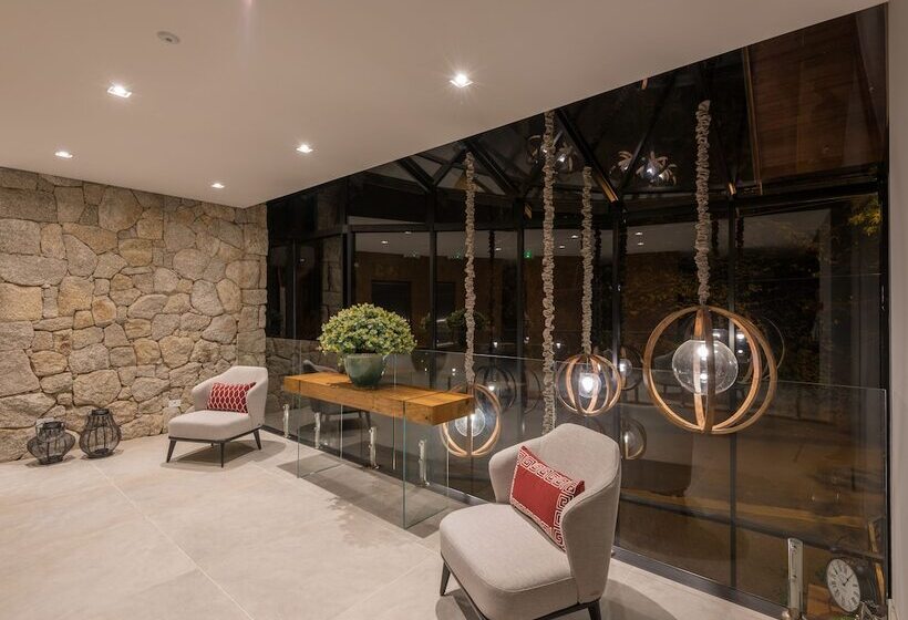 ホテル Villa Amista Campos Do Jordao