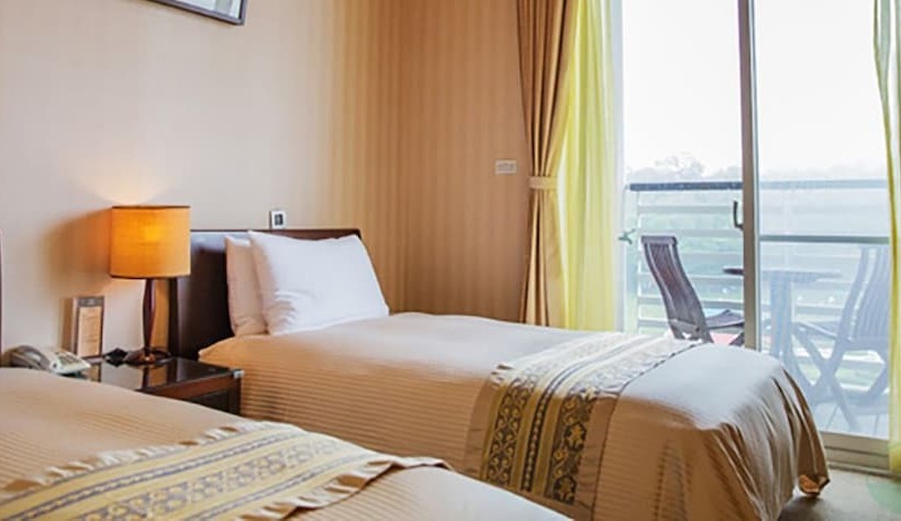 هتل West Lake Resortopia