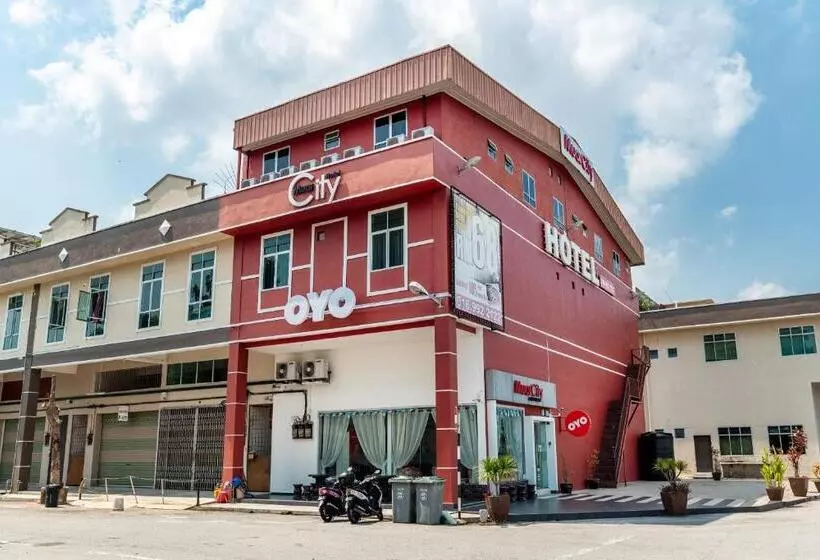 ホテル Muar City