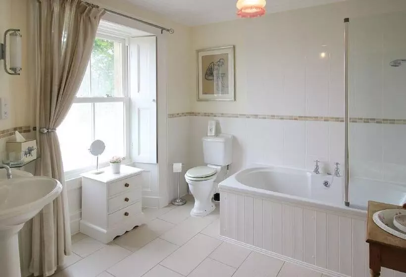 Preston House B&b