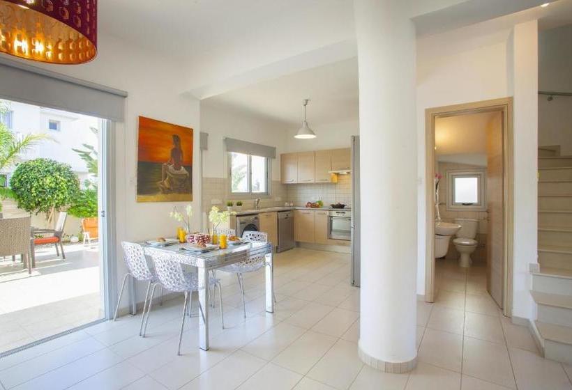 Protaras Villa Posidonas