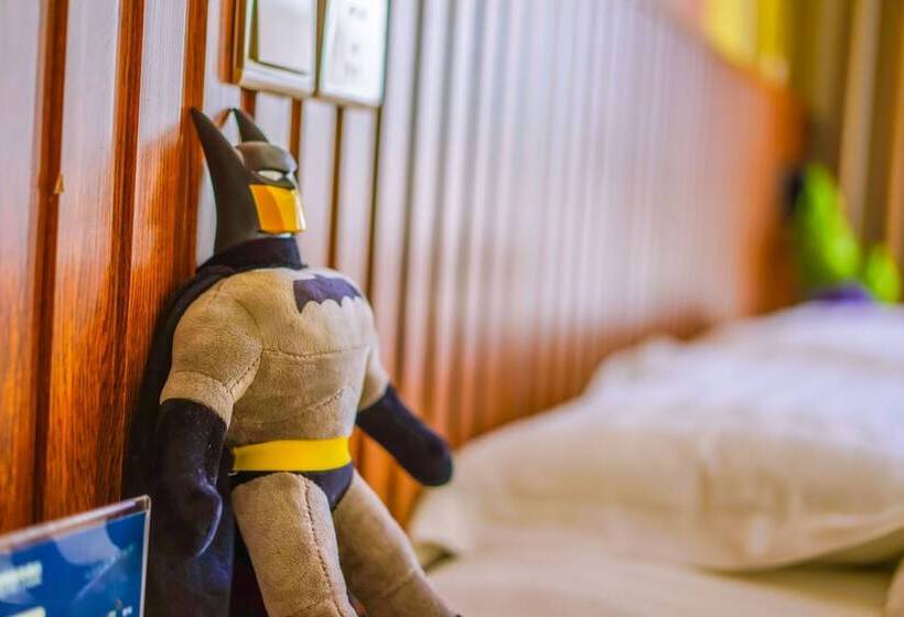 Yinyun Parent Child Theme Inn Shandianhu