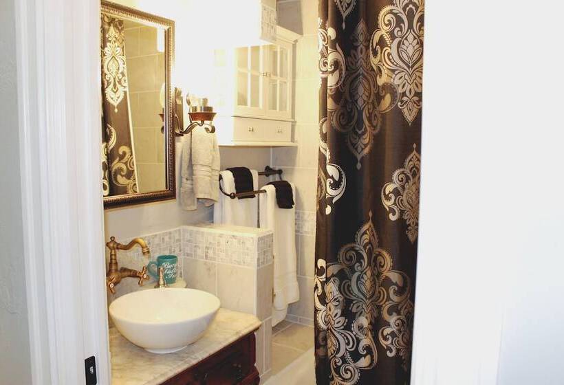 مبيت وإفطار Bardew Valley Inn