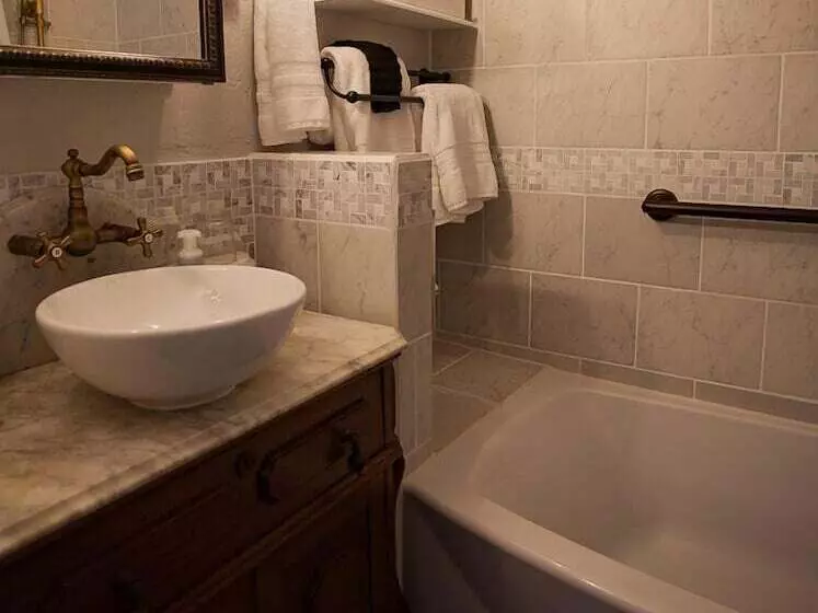 Aamiaismajoitus (B&B) Bardew Valley Inn