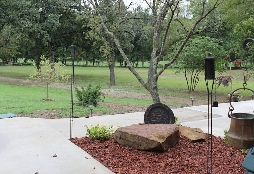 مبيت وإفطار Bardew Valley Inn