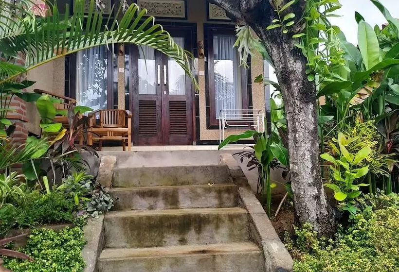 ベッドアンドブレックファースト Eliska Sari Bungalows Sumberkima