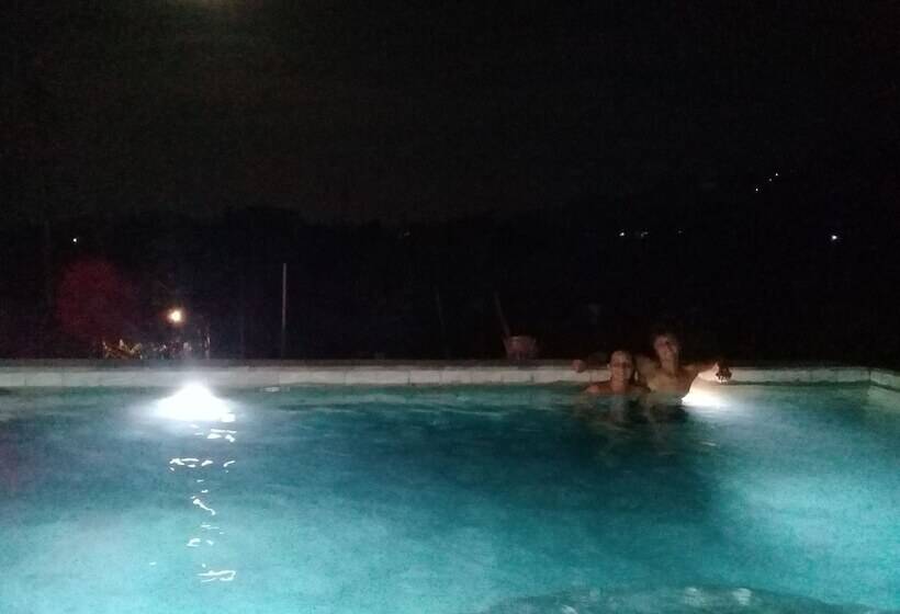 민박 Eliska Sari Bungalows Sumberkima