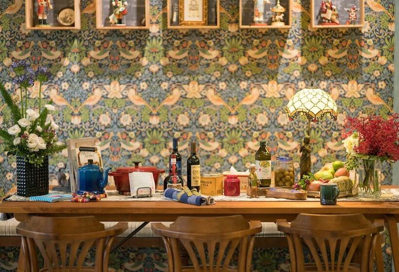 تختخواب و صبحانه R&j Guesthouse