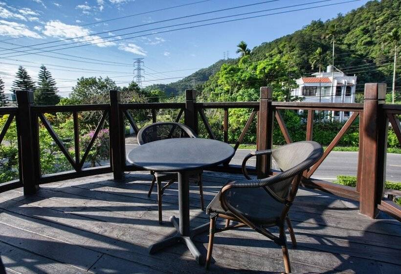 تختخواب و صبحانه R&j Guesthouse