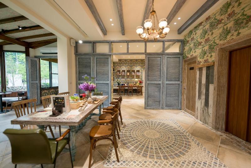 تختخواب و صبحانه R&j Guesthouse