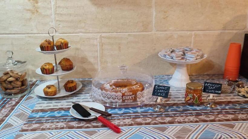 Grotto's Paradise B&b