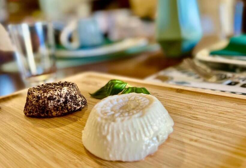 Grotto's Paradise B&b