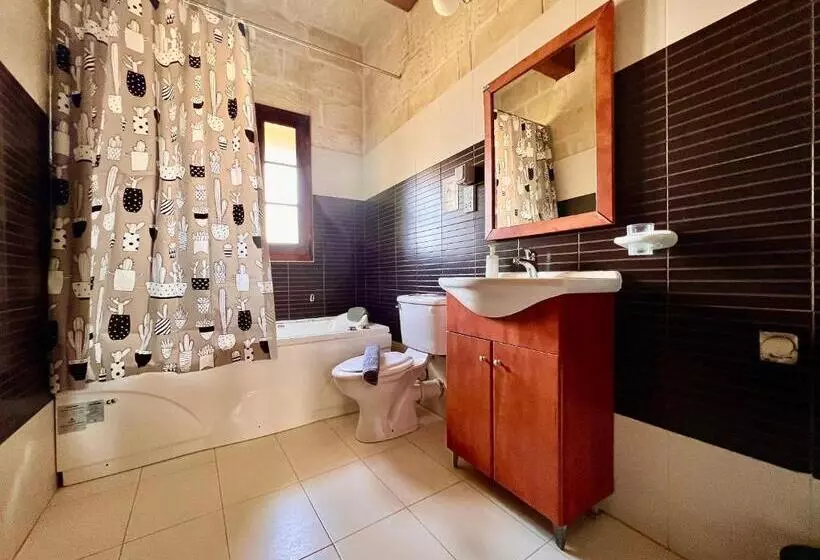 Grotto's Paradise B&b