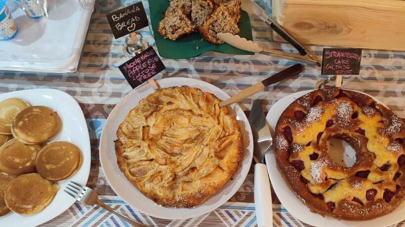 Grotto's Paradise B&b