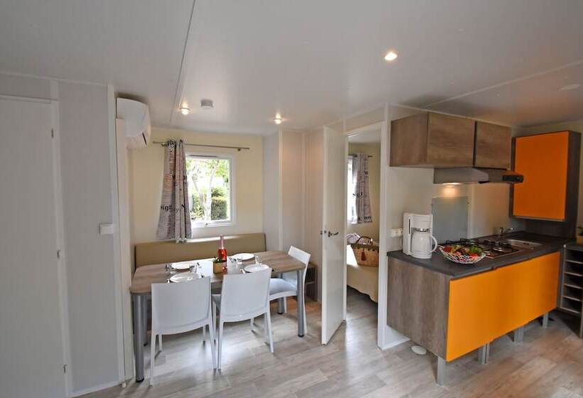 פונדק Camping Le Sagone