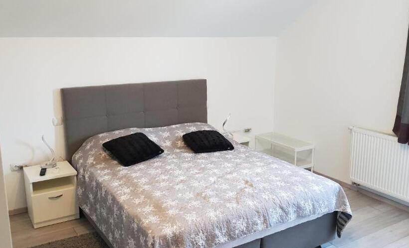 فندق فئة نجمة واحدة Ke To Zagreb Airport Rooms