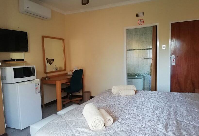 Хостел Sentlhaga Guest House