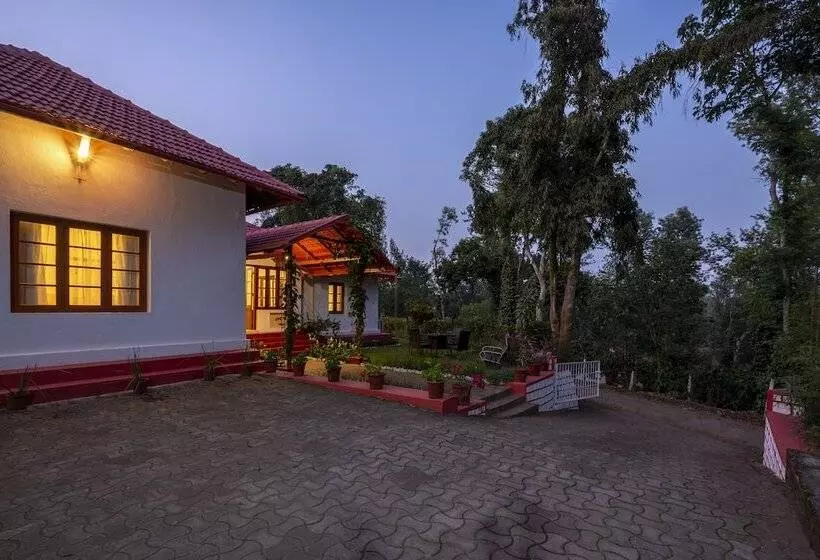 ホテル Ama Plantation Trails , Coorg