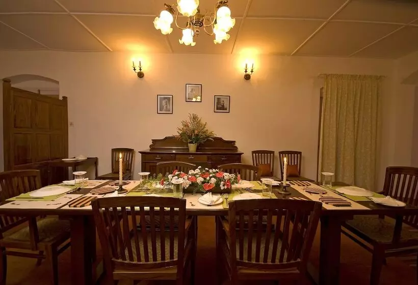 ホテル Ama Plantation Trails , Coorg