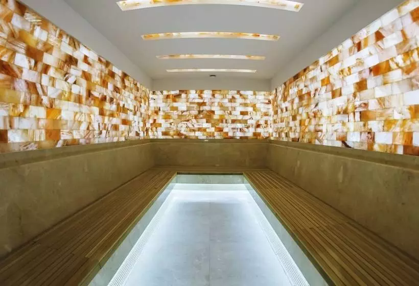 Aquaperla Hotel & Spa