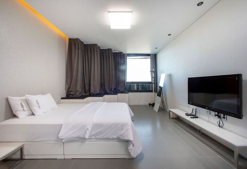 ホテル Carib Condo