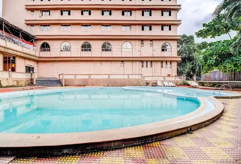ホテル Dhuri Resort