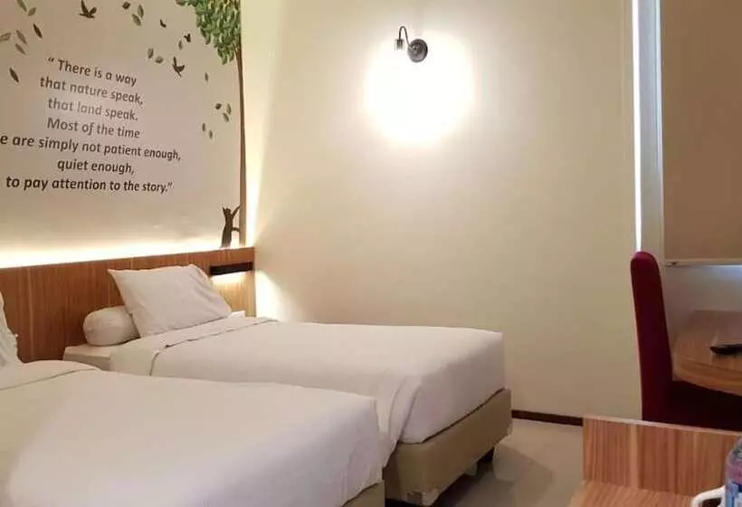 Hotel Front One Resort Magelang