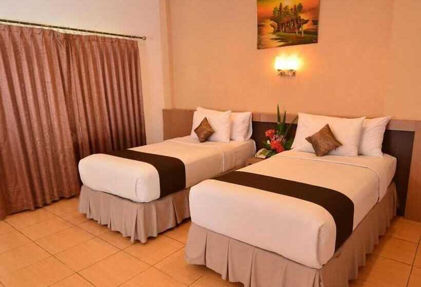 Hotel Front One Resort Magelang