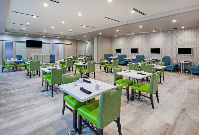 هتل Holiday Inn Amarillo East, An Ihg