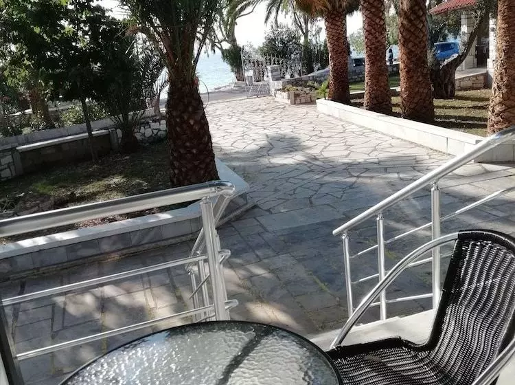 هتل Marti Resort
